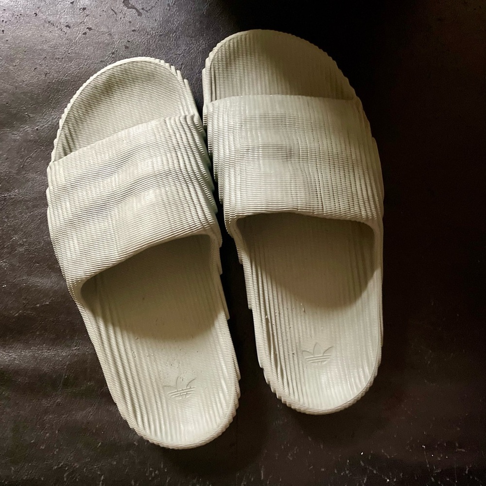 Adidas Adilette 22 Ribbed Grey Slide Sandals